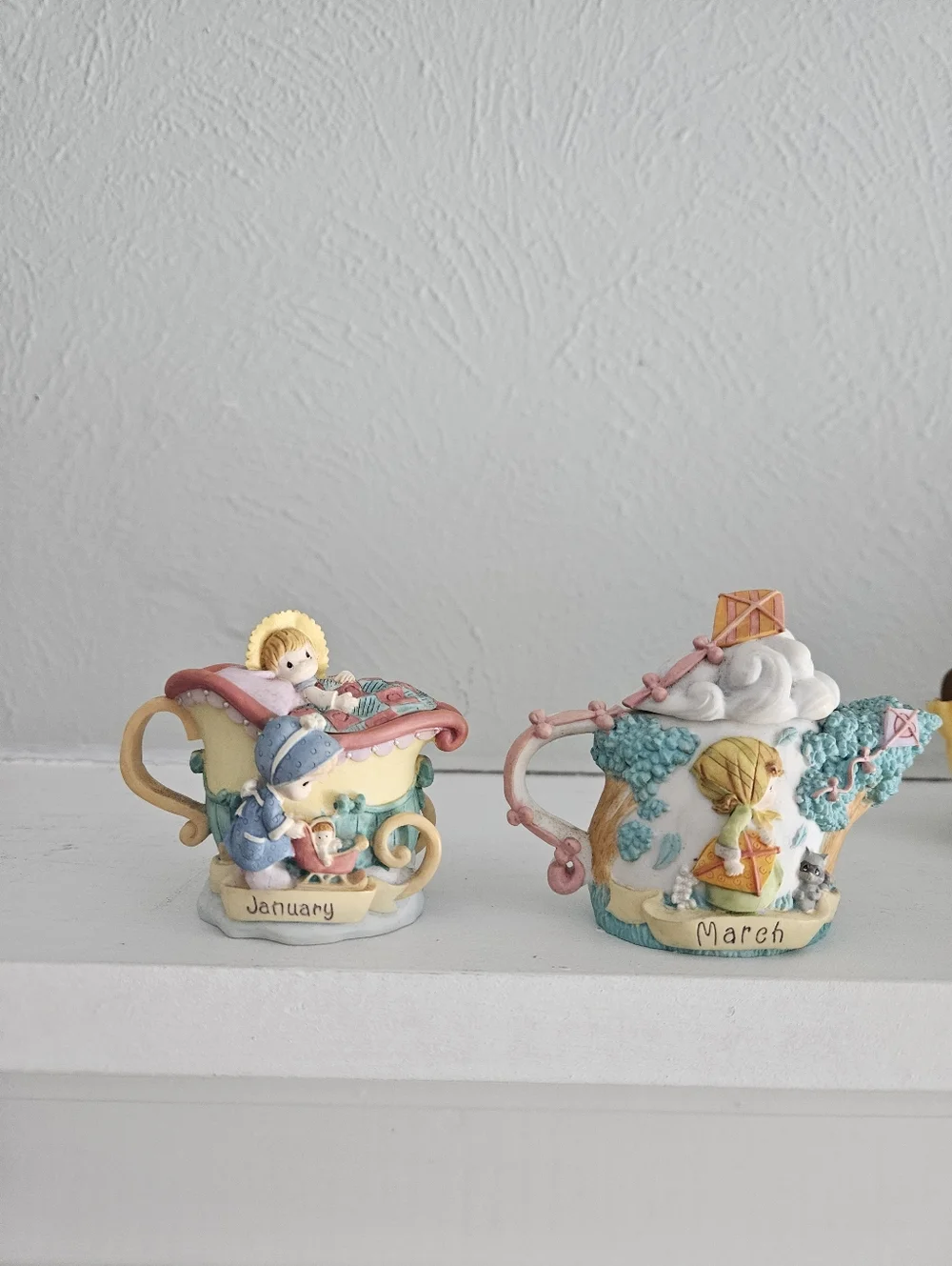 Vintage Precious Moments X Avon Enesco Monthly Mini Teapots Set Of 10